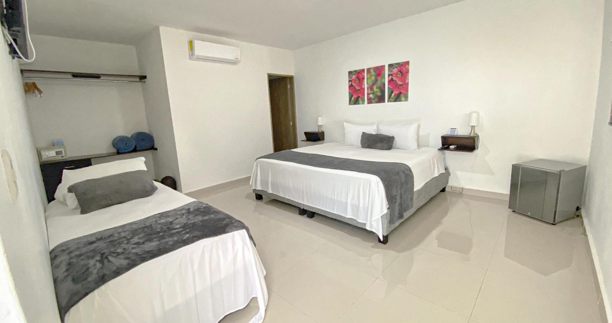 Hotel El Marques De Manga Cartagena Exteriör bild
